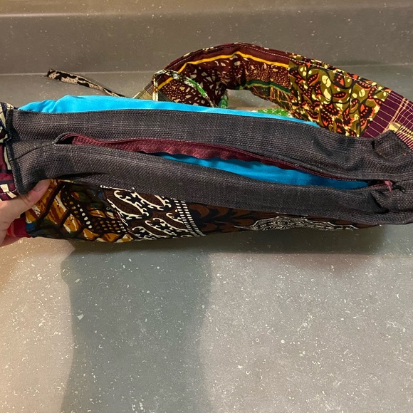 African Quilted Shoulder Bag - Picture 8 of 13